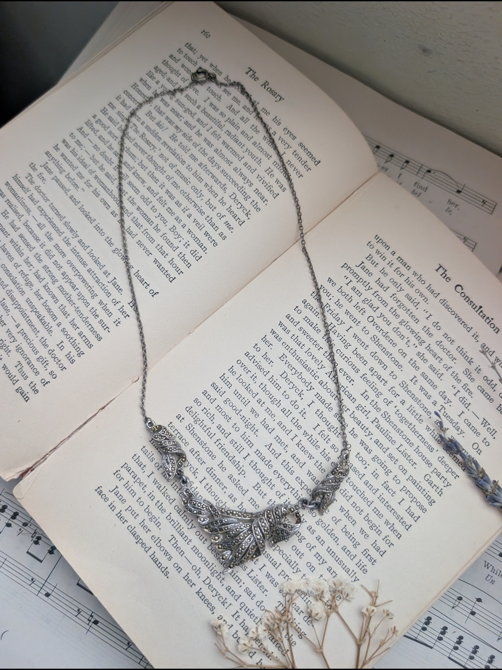 Silver-Tone Bow Pendant Necklace - Elegant Women’s Jewelry